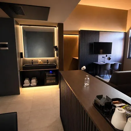 Palazzo Pepe & Jacuzzi 4*