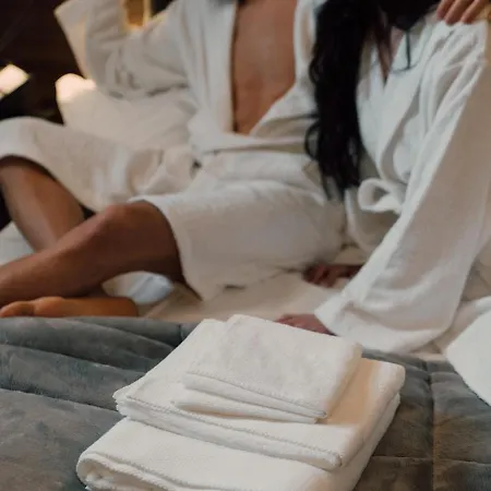Hotel Palazzo Pepe & Jacuzzi Naples