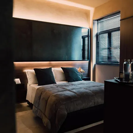 Palazzo Pepe & Jacuzzi Naples
