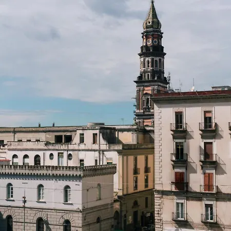 Palazzo Pepe & Jacuzzi 4* Naples