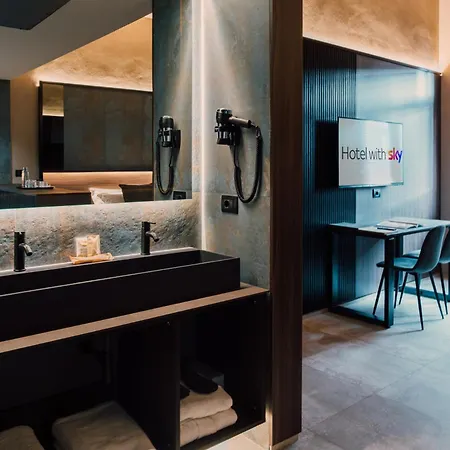 Hotel Palazzo Pepe & Jacuzzi 4*
